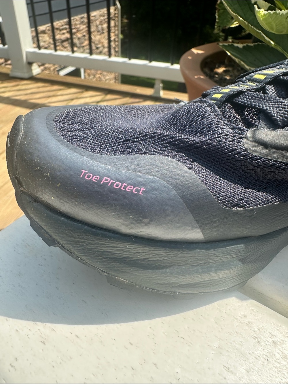 New Balance Navy womens trail Sneakers with Yellow & Pink Details - Picture 6 of 10